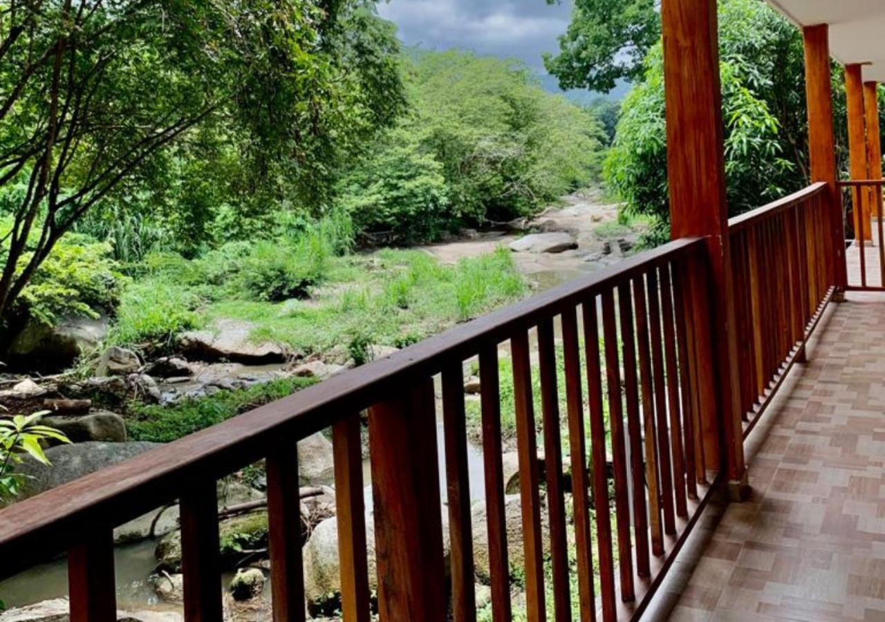 Arca Tayrona Restaurant & Hostal Los Naranjos Exterior photo